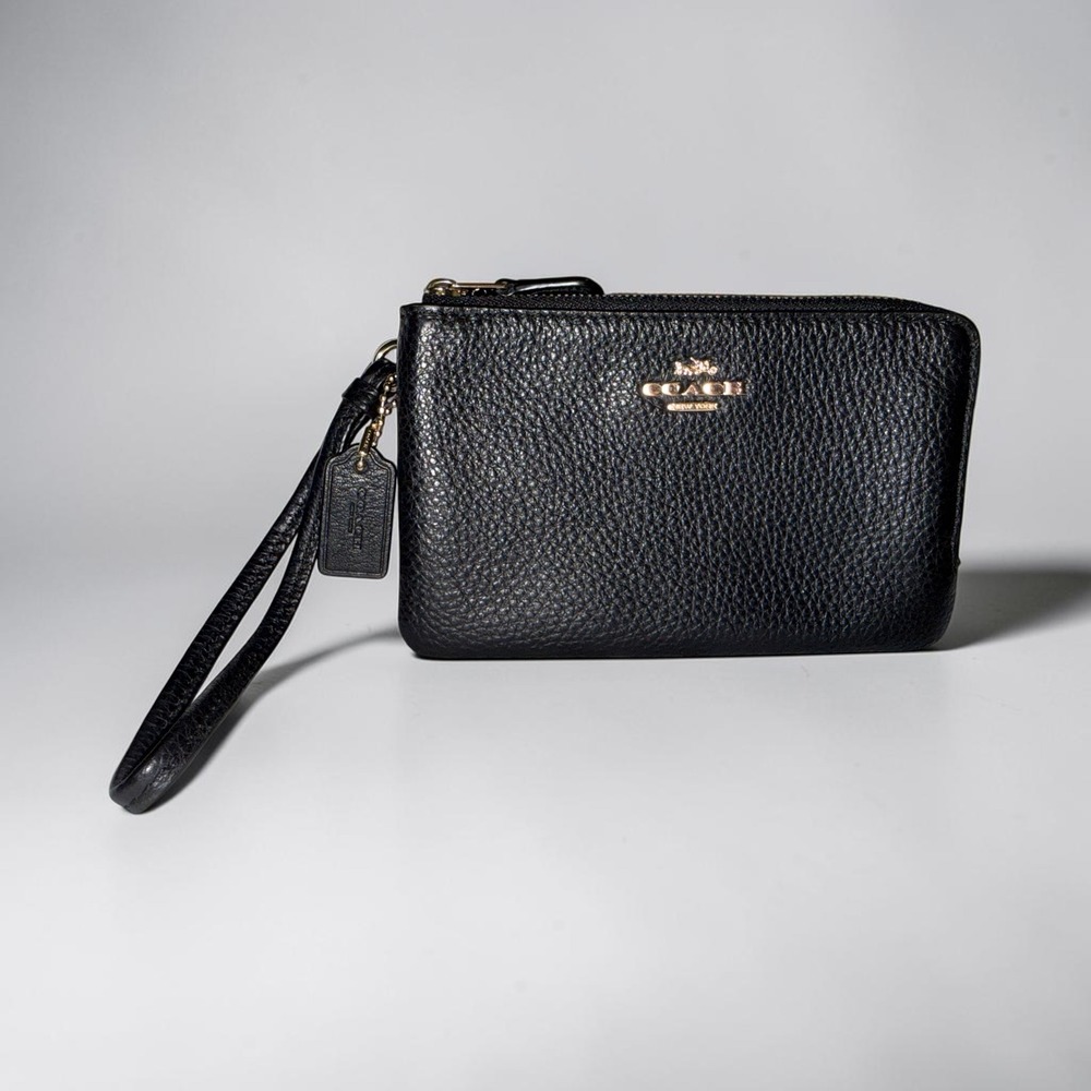 Coach Double Corner Zip Wristlet Black Pebble Leather Gold Hardware Wallet